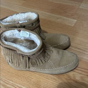 Minnetonka Tan Moccasin Boots with Fringe